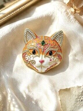 Kitty Cat Brooch NEW